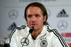 Fußball-Papa: Thomas Schneider Fußball-Papa: Thomas Schneider