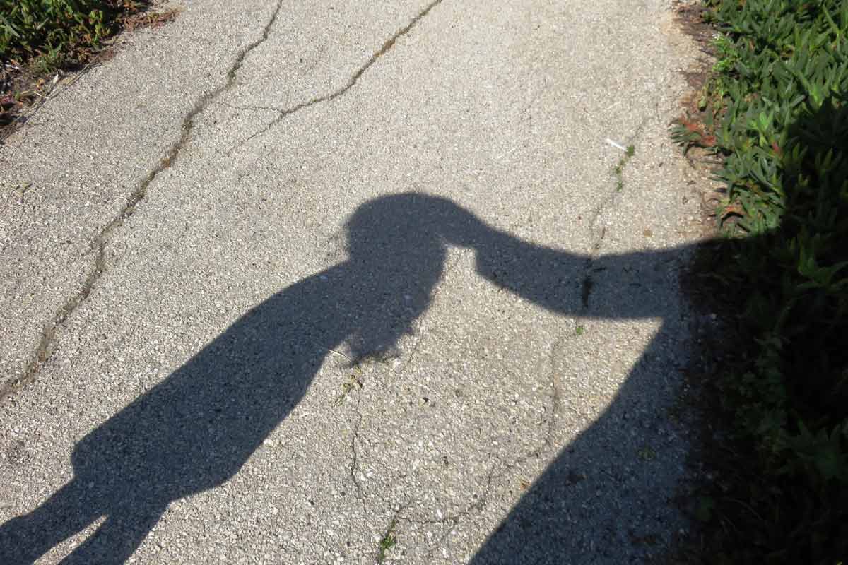 Wie Kinder lernen, nicht mit Fremden mitzugehen Wie Kinder lernen, nicht mit Fremden mitzugehen
