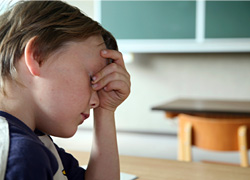 Schlechte Noten im Zwischenzeugnis stressen Schüler