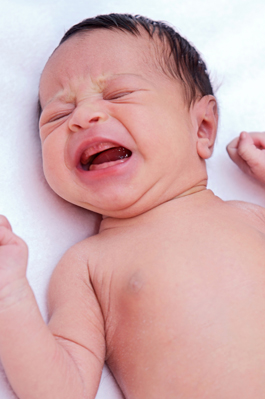 baby mit bauchweh