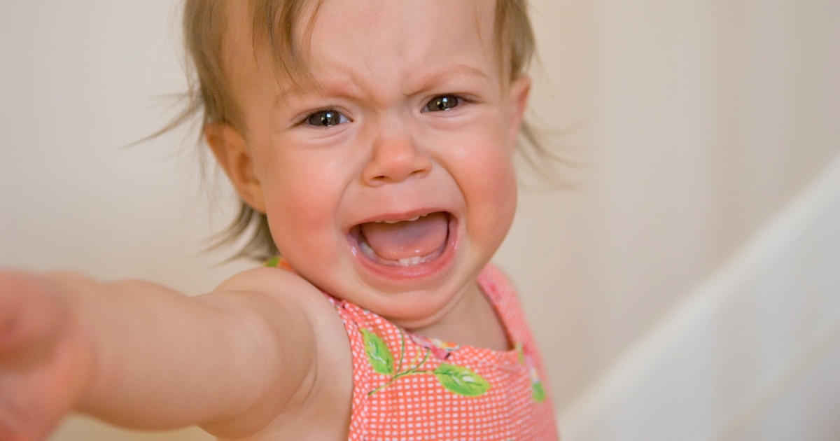 Dein Baby wird selbstständiger - jetzt ist es an der Zeit, erste Grenzen zu setzen.