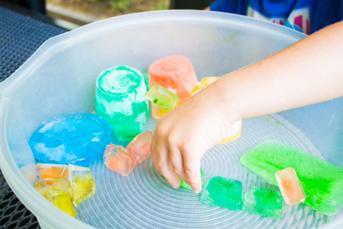 Bunte Eiswürfel = riesiger Sommerspielspaß!