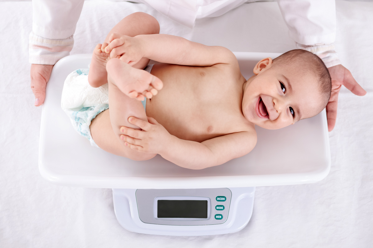 Gewicht beim Baby: Geburtsgewicht und Gewichtsverlauf