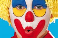 Kinderschminken: Clown. Weitere Anleitungen auf familie.de.