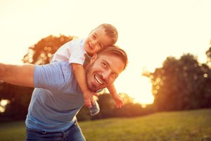 Kinderwunsch beim Mann: Vater und Sohn