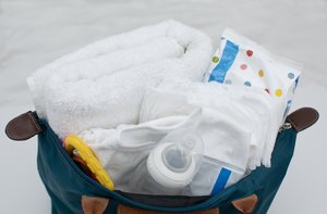 In den ersten Babyjahren sollte jede Mama immer ein paar Ersatzwindeln dabei haben.